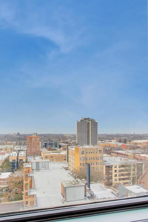 Tiny photo for 5740 N Sheridan Road #12E, Chicago, IL 60660 (MLS # 12594291)