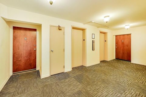 Tiny photo for 5740 N Sheridan Road #12E, Chicago, IL 60660 (MLS # 12594291)