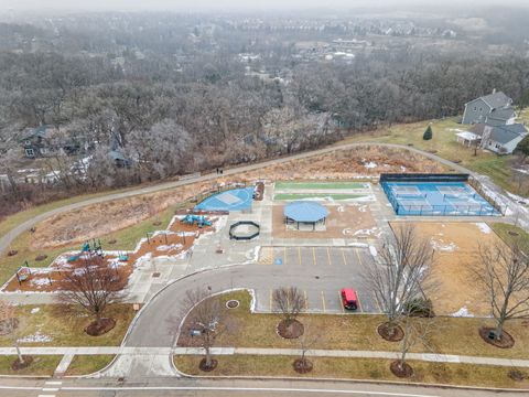 Tiny photo for 681 Majestic Drive, Algonquin, IL 60102 (MLS # 12538325)