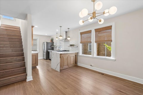 Tiny photo for 5905 N Melvina Avenue, Chicago, IL 60646 (MLS # 12682532)