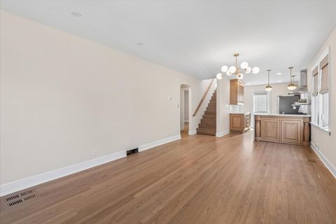 Tiny photo for 5905 N Melvina Avenue, Chicago, IL 60646 (MLS # 12682532)