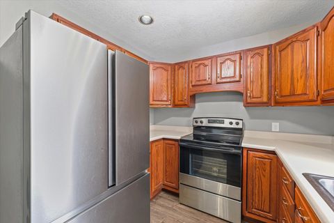 Tiny photo for 304 Eagle Bluff Drive, Oakwood, IL 61858 (MLS # 12605881)