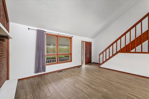 Tiny photo for 304 Eagle Bluff Drive, Oakwood, IL 61858 (MLS # 12605881)