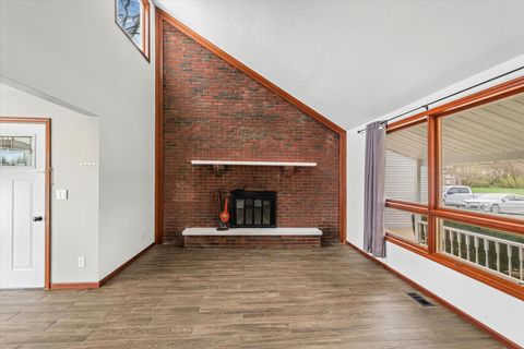 Tiny photo for 304 Eagle Bluff Drive, Oakwood, IL 61858 (MLS # 12605881)