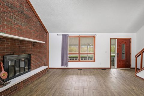 Tiny photo for 304 Eagle Bluff Drive, Oakwood, IL 61858 (MLS # 12605881)