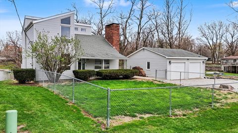 Tiny photo for 304 Eagle Bluff Drive, Oakwood, IL 61858 (MLS # 12605881)