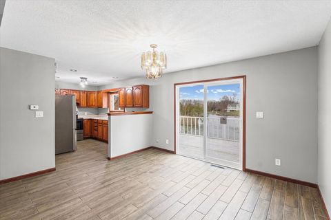 Tiny photo for 304 Eagle Bluff Drive, Oakwood, IL 61858 (MLS # 12605881)