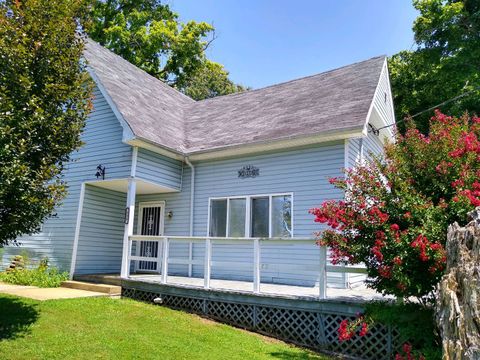 Photo of 125 Central Hill Road, Grantsburg, IL 62943 (MLS # 12555625)