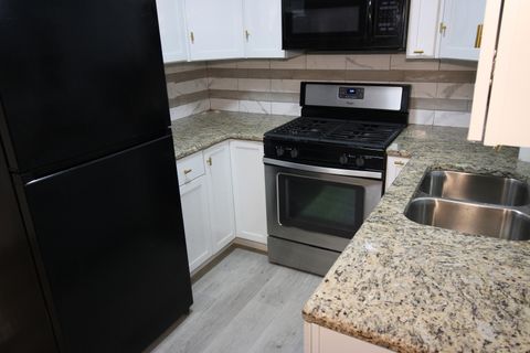 Tiny photo for 915 Hoban Avenue, Rockford, IL 61101 (MLS # 12594899)