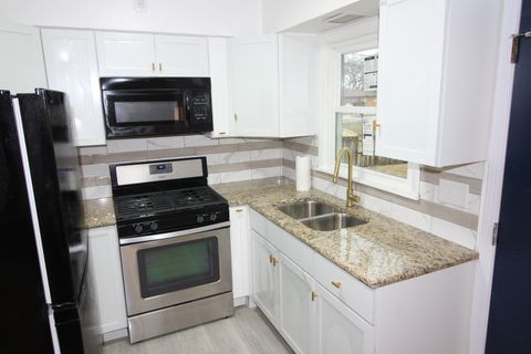 Tiny photo for 915 Hoban Avenue, Rockford, IL 61101 (MLS # 12594899)