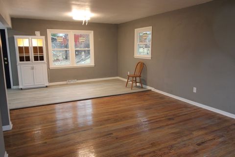 Tiny photo for 915 Hoban Avenue, Rockford, IL 61101 (MLS # 12594899)