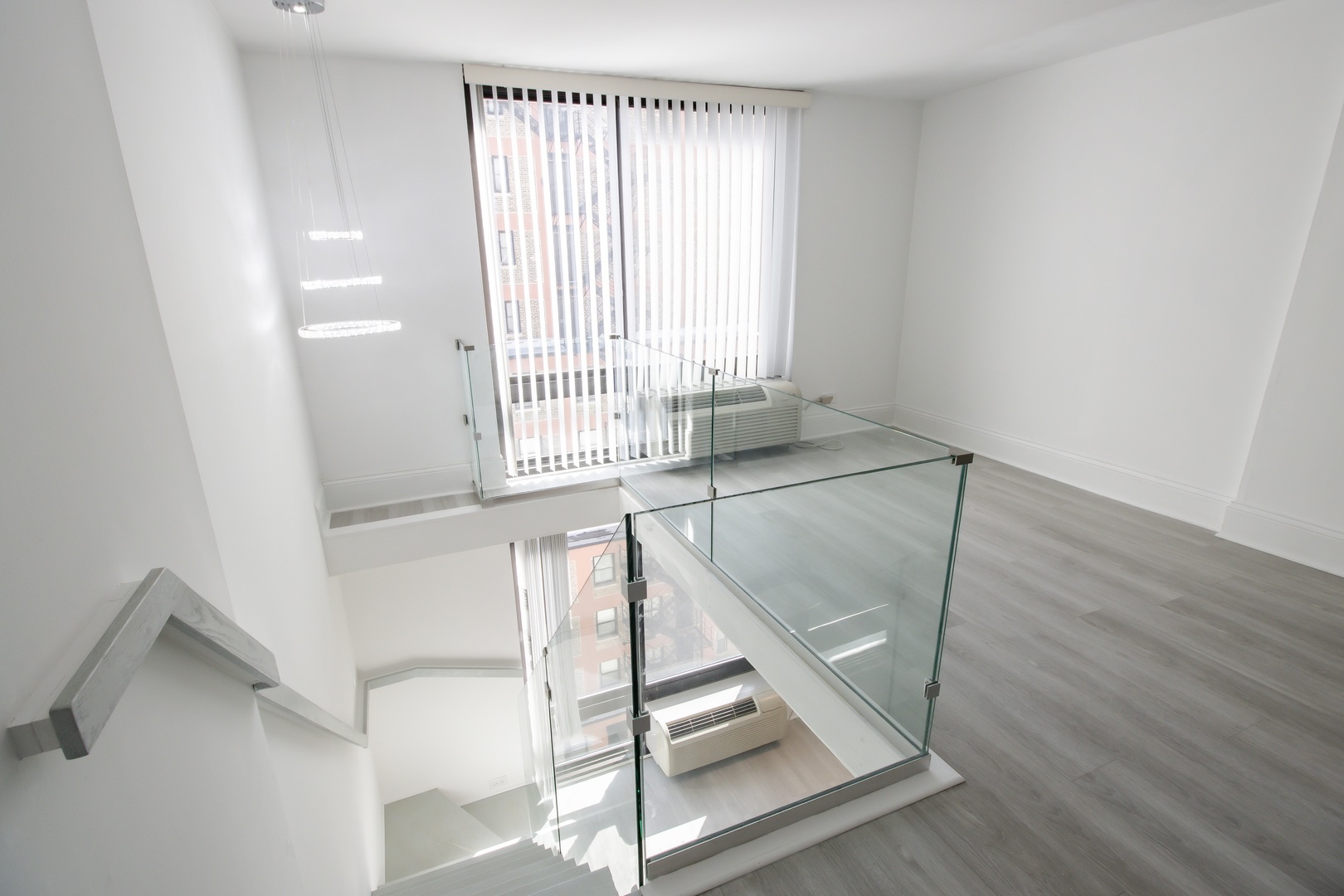 1221 N Dearborn Parkway 1406S