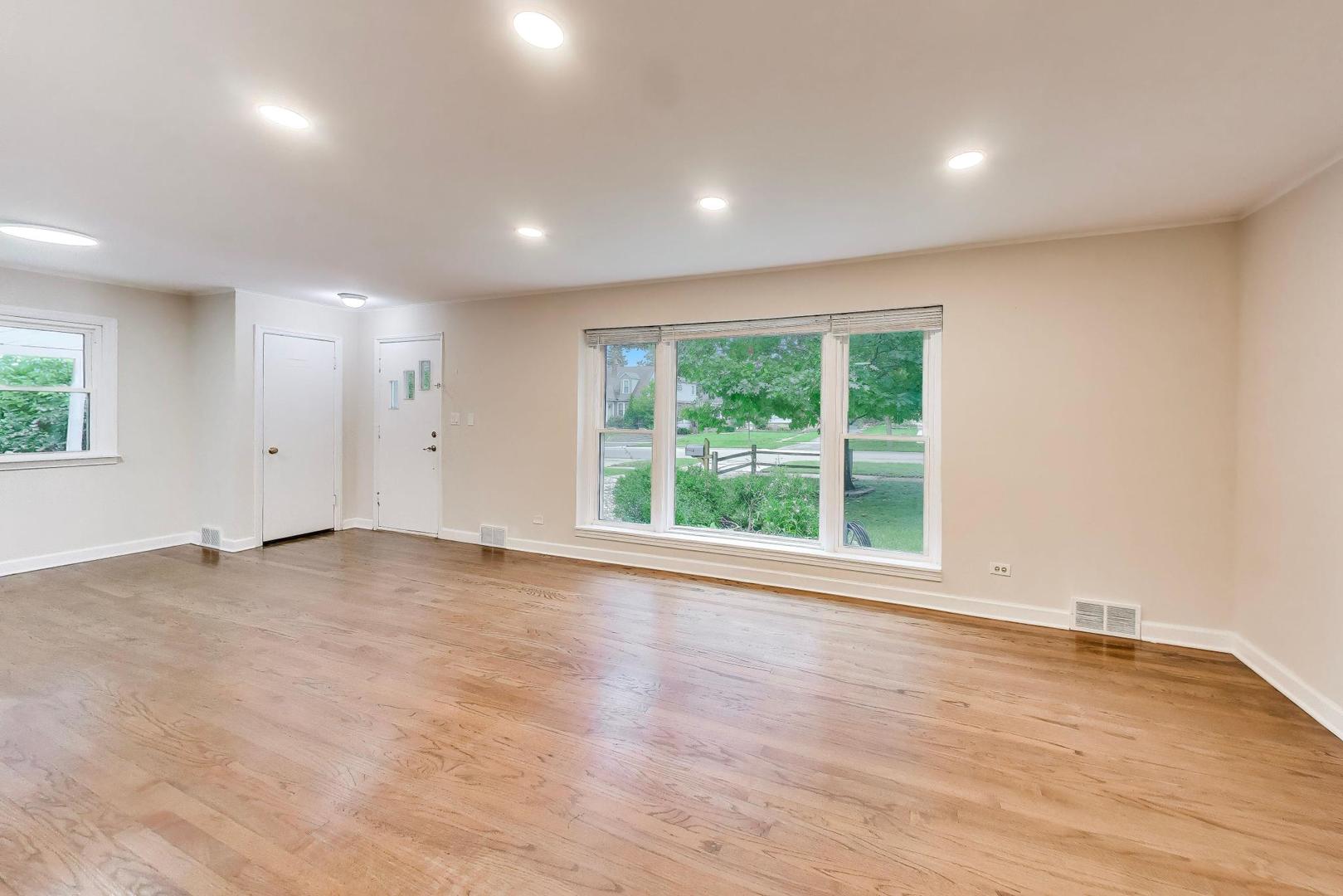 318 S Hale Street