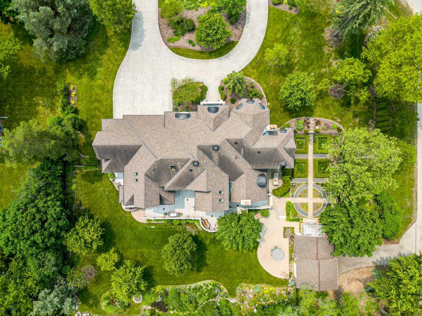 2940 Farner Court