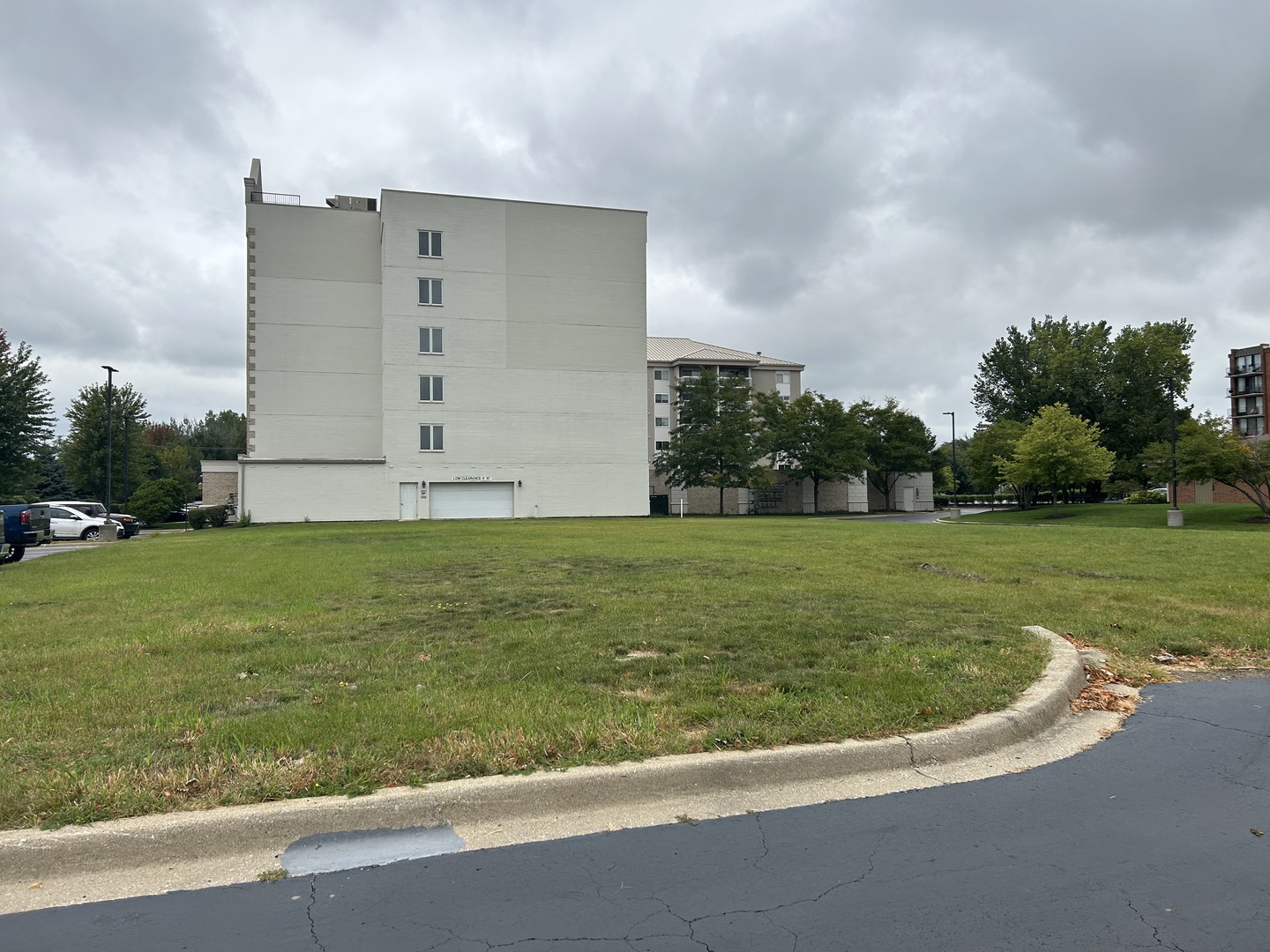 2030 Saint Regis Drive