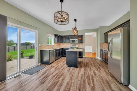 Tiny photo for 2300 Claridge Drive, Joliet, IL 60431 (MLS # 12635928)