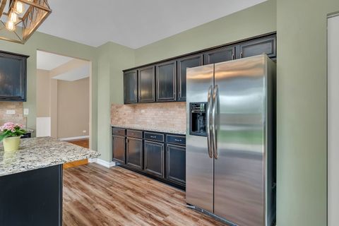 Tiny photo for 2300 Claridge Drive, Joliet, IL 60431 (MLS # 12635928)