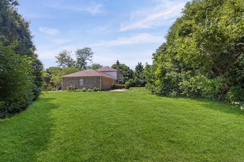 Tiny photo for 740 Cambridge Drive, Burr Ridge, IL 60527 (MLS # 12719375)