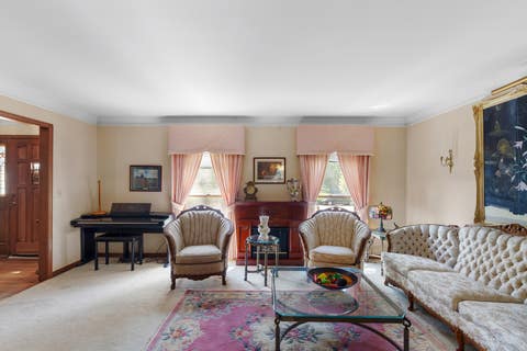 Tiny photo for 740 Cambridge Drive, Burr Ridge, IL 60527 (MLS # 12719375)