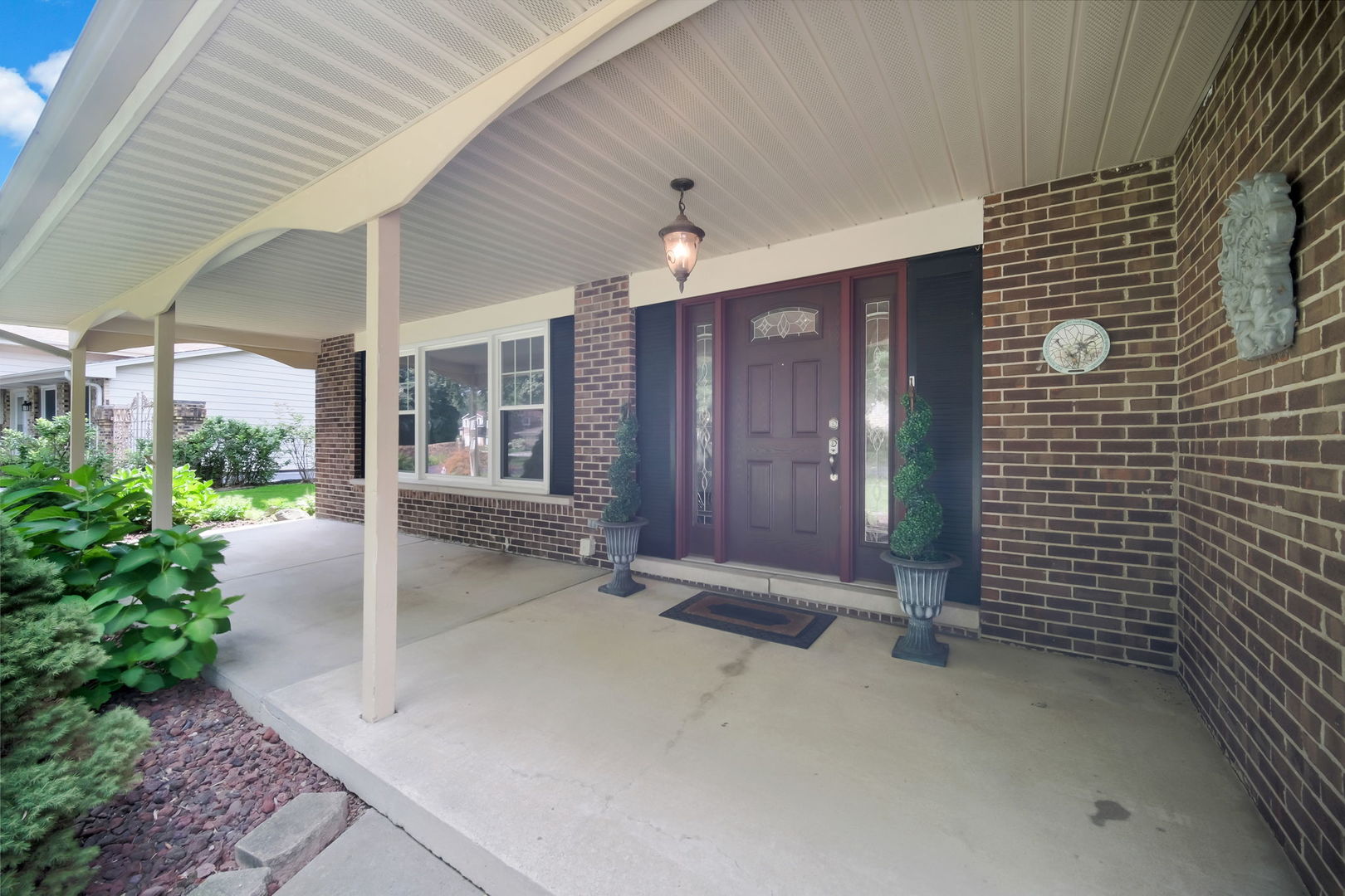 24W645 Woodcrest Drive
