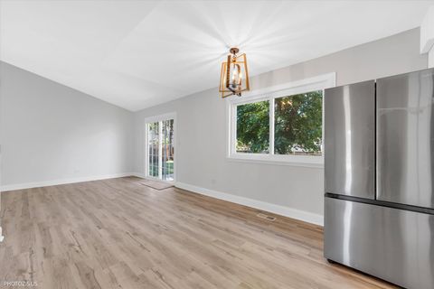 Tiny photo for 1373 Cimarron Court, Elgin, IL 60120 (MLS # 12491694)