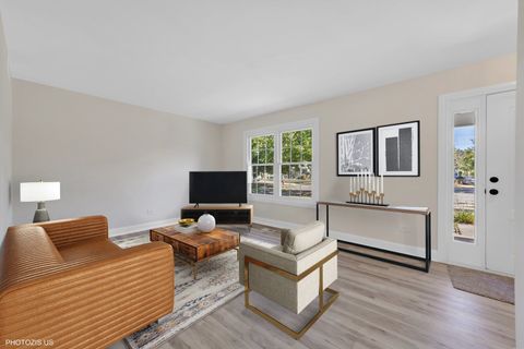 Tiny photo for 1373 Cimarron Court, Elgin, IL 60120 (MLS # 12491694)