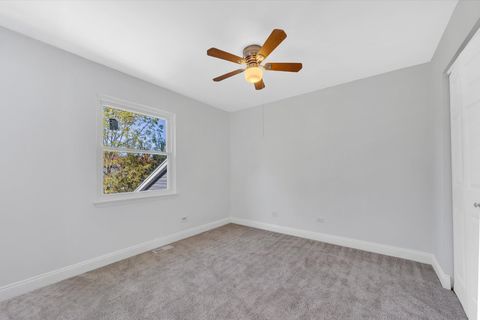 Tiny photo for 1373 Cimarron Court, Elgin, IL 60120 (MLS # 12491694)
