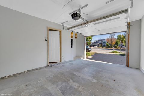Tiny photo for 1373 Cimarron Court, Elgin, IL 60120 (MLS # 12491694)
