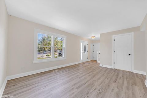 Tiny photo for 1373 Cimarron Court, Elgin, IL 60120 (MLS # 12491694)