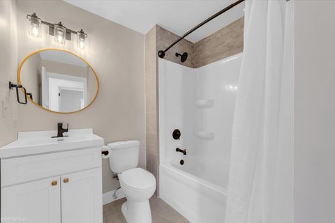 Tiny photo for 1373 Cimarron Court, Elgin, IL 60120 (MLS # 12491694)