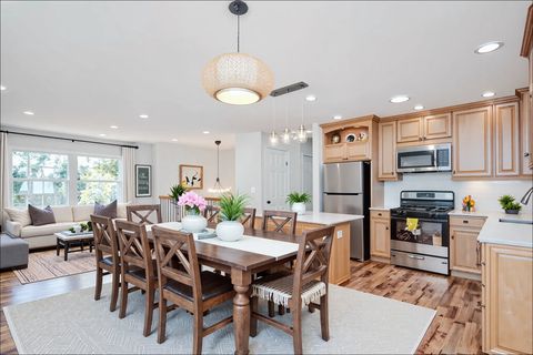 Tiny photo for 839 N Bennett Street, Geneva, IL 60134 (MLS # 12505911)