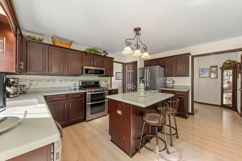 Tiny photo for 18 Yukon Court, Bolingbrook, IL 60490 (MLS # 12794277)
