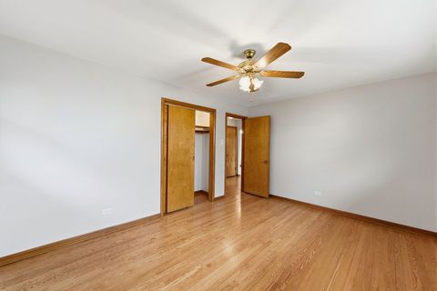Tiny photo for 11042 S Avenue N Ave, Chicago, IL 60617 (MLS # 12610397)