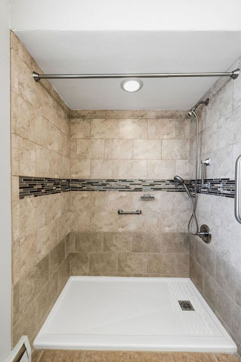 Tiny photo for 11042 S Avenue N Ave, Chicago, IL 60617 (MLS # 12610397)