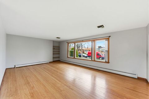 Tiny photo for 11042 S Avenue N Ave, Chicago, IL 60617 (MLS # 12610397)