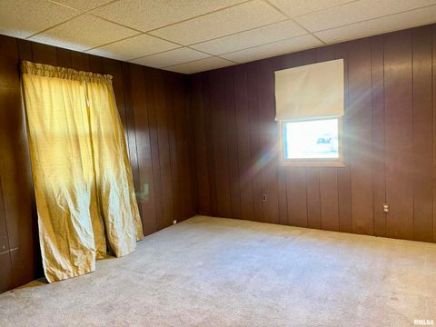 Tiny photo for 1605 W Copeland Street, Marion, IL 62959 (MLS # EB460801)