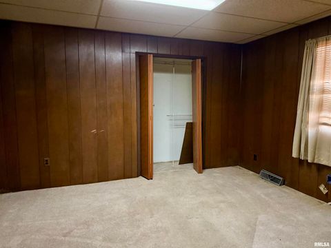 Tiny photo for 1605 W Copeland Street, Marion, IL 62959 (MLS # EB460801)