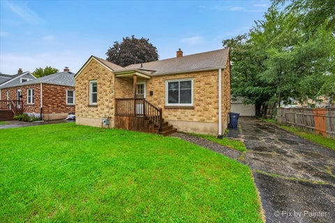 Tiny photo for 283 S Aldine Avenue, Elgin, IL 60123 (MLS # 12772240)
