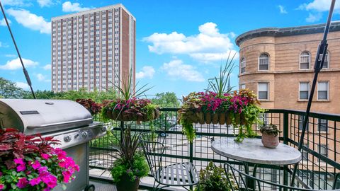 Tiny photo for 1645 W Ogden Avenue #429, Chicago, IL 60612 (MLS # 12569785)