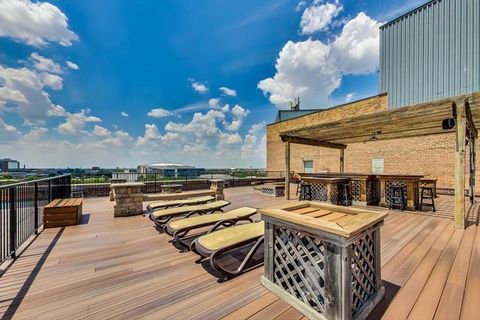 Tiny photo for 1645 W Ogden Avenue #429, Chicago, IL 60612 (MLS # 12569785)