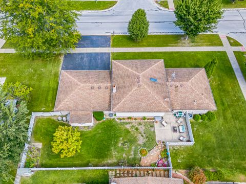 Tiny photo for 17900 65th Avenue, Tinley Park, IL 60477 (MLS # 12447196)