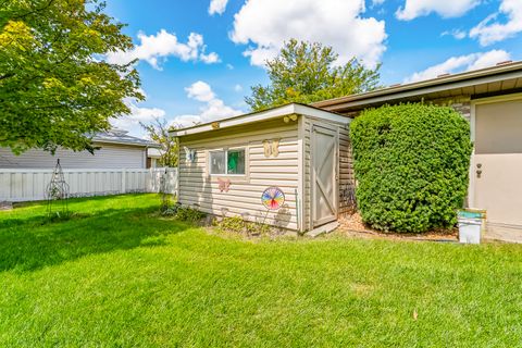 Tiny photo for 17900 65th Avenue, Tinley Park, IL 60477 (MLS # 12447196)