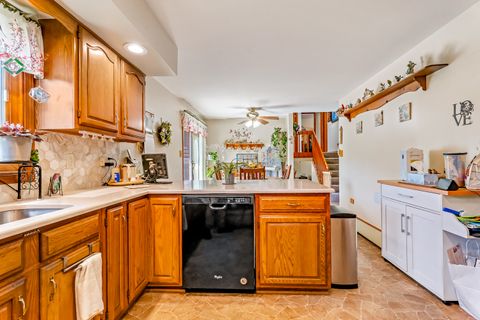 Tiny photo for 17900 65th Avenue, Tinley Park, IL 60477 (MLS # 12447196)