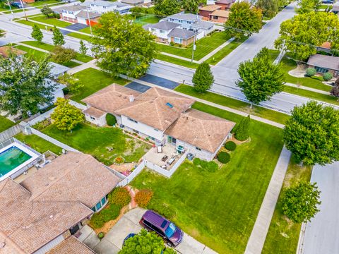 Tiny photo for 17900 65th Avenue, Tinley Park, IL 60477 (MLS # 12447196)