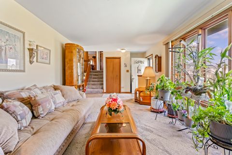 Tiny photo for 17900 65th Avenue, Tinley Park, IL 60477 (MLS # 12447196)