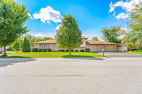 Tiny photo for 17900 65th Avenue, Tinley Park, IL 60477 (MLS # 12447196)