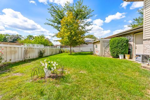 Tiny photo for 17900 65th Avenue, Tinley Park, IL 60477 (MLS # 12447196)