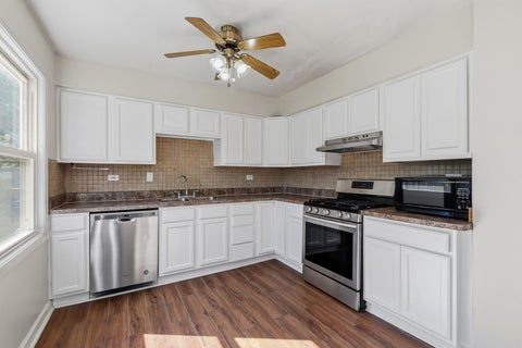 Tiny photo for 1931 Farnham Court, Schaumburg, IL 60194 (MLS # 12792239)
