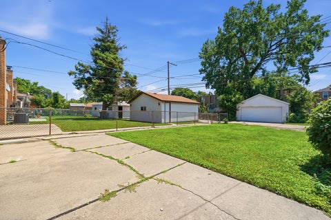 Tiny photo for 3123 W Howard Street, Chicago, IL 60645 (MLS # 12718316)