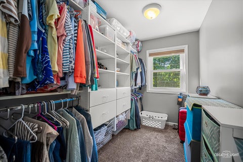 Tiny photo for 21436 W Sylvan Drive S, Mundelein, IL 60060 (MLS # 12742606)